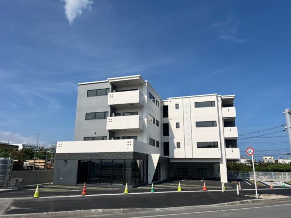 <span style=background-color:#000000;color:#ffffff;>-New-</span>　Wings Apartment (沖縄県うるま市)の施工事例