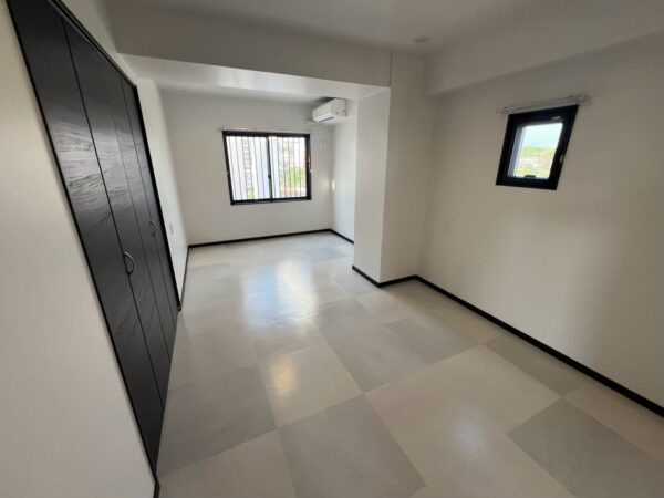 <span style=background-color:#000000;color:#ffffff;>-New-</span>　Wings Apartment (沖縄県うるま市)の施工事例