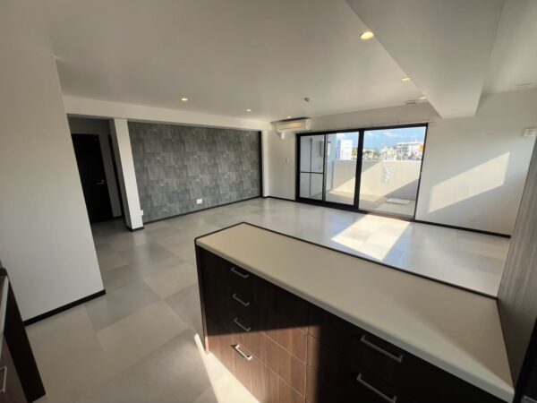 <span style=background-color:#000000;color:#ffffff;>-New-</span>　Wings Apartment (沖縄県うるま市)の施工事例