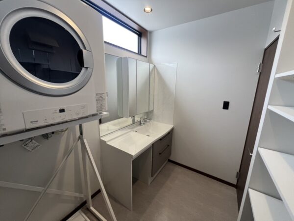 <span style=background-color:#000000;color:#ffffff;>-New-</span>【完成見学会開催のお知らせ】のお知らせ画像