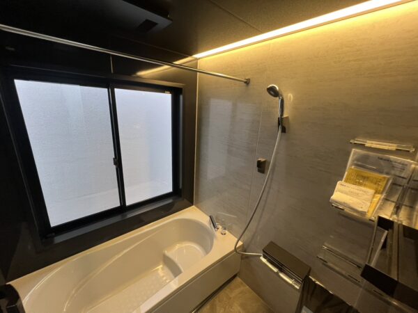 <span style=background-color:#000000;color:#ffffff;>-New-</span>【完成見学会開催のお知らせ】のお知らせ画像